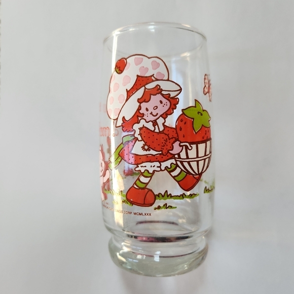 Vintage 1980s Strawberry Shortcake Drinking Glasses Set Of 3 - Picture 2 of 5